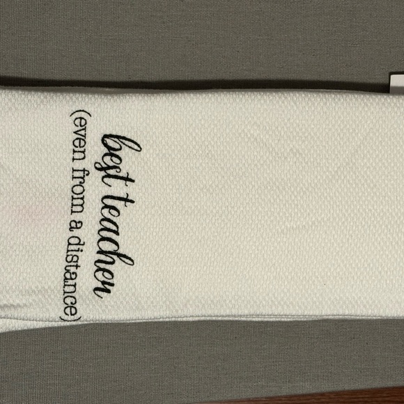 NWT Kitchen Towels - Set of 2 Isaac Mizrahki - Picture 3 of 7